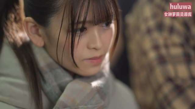 小萝莉被下药迷奸疯狂对其猥亵轮操